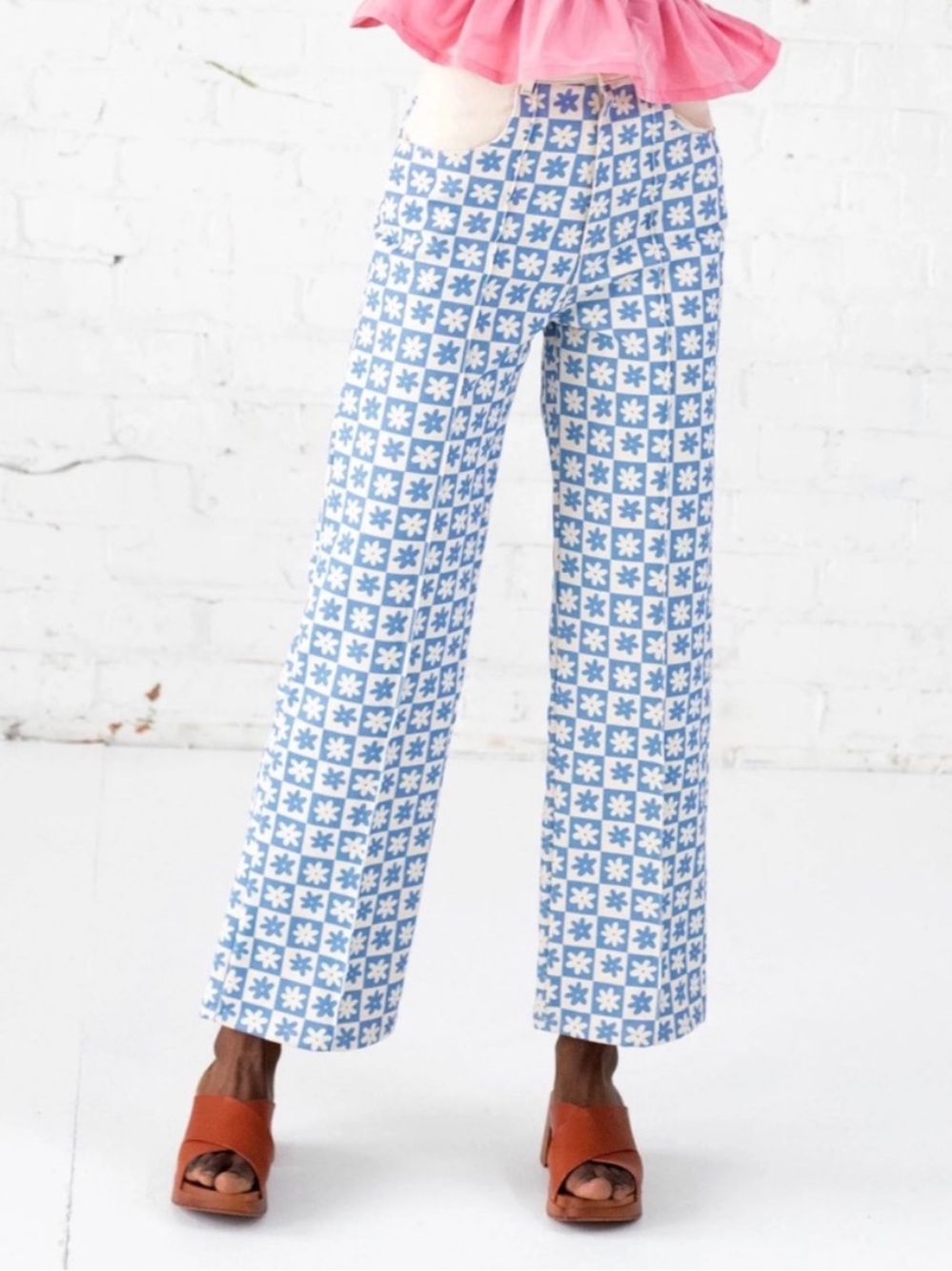 Lisa Says Gah Robyn Jean In Blue Daisy Check